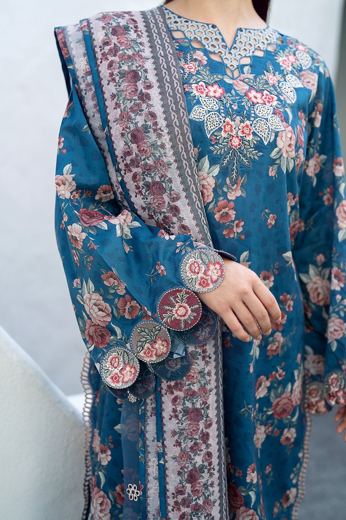 BAROQUE | EMBROIDERED PRINTED LAWN UF-554