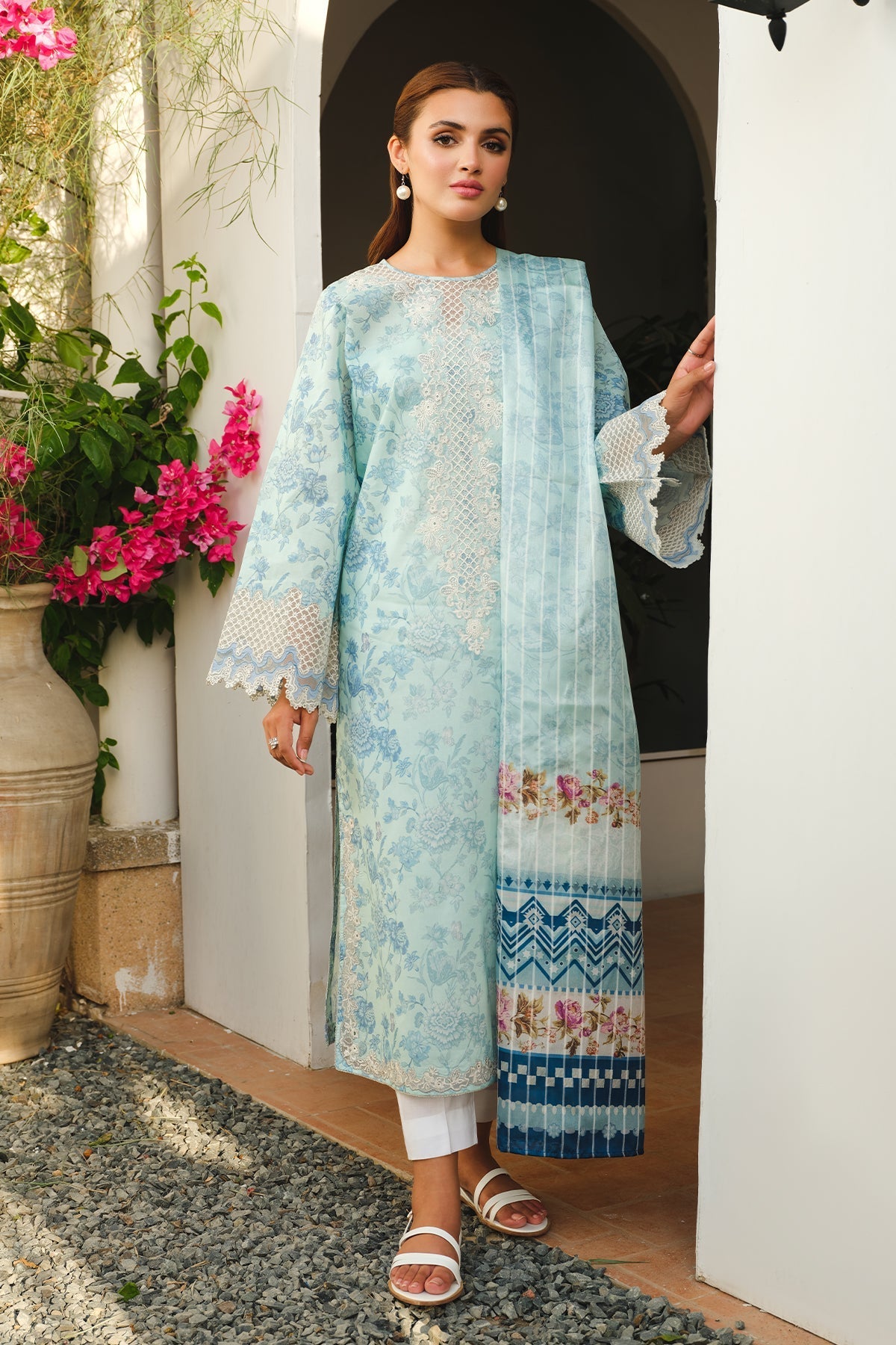 BAROQUE | EMBROIDERED PRINTED LAWN UF-661