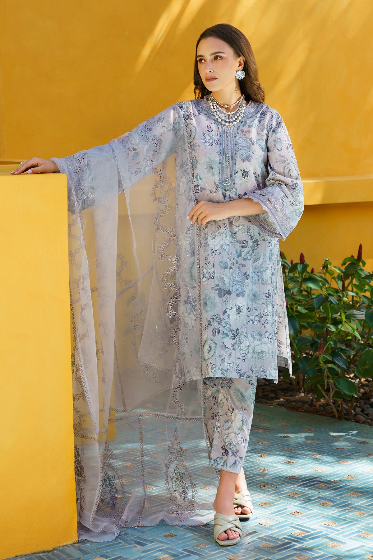 BAROQUE | EMBROIDERED PRINTED LAWN UF-580