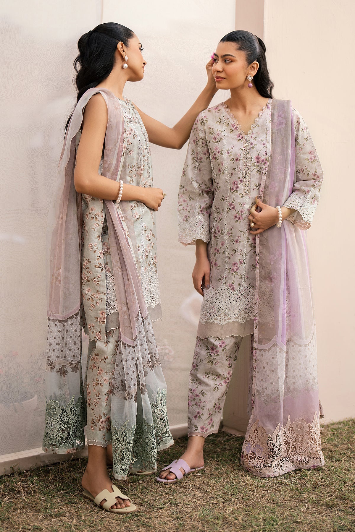 BAROQUE | EMBROIDERED PRINTED LAWN UF-610