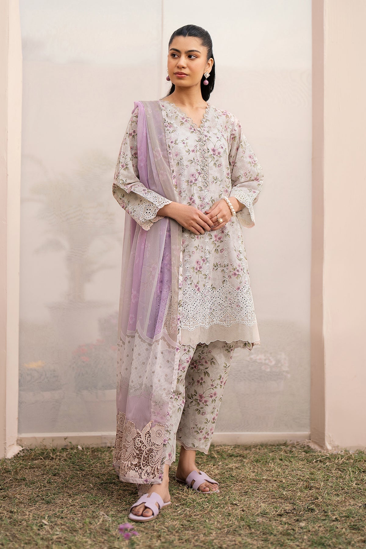 BAROQUE | EMBROIDERED PRINTED LAWN UF-610