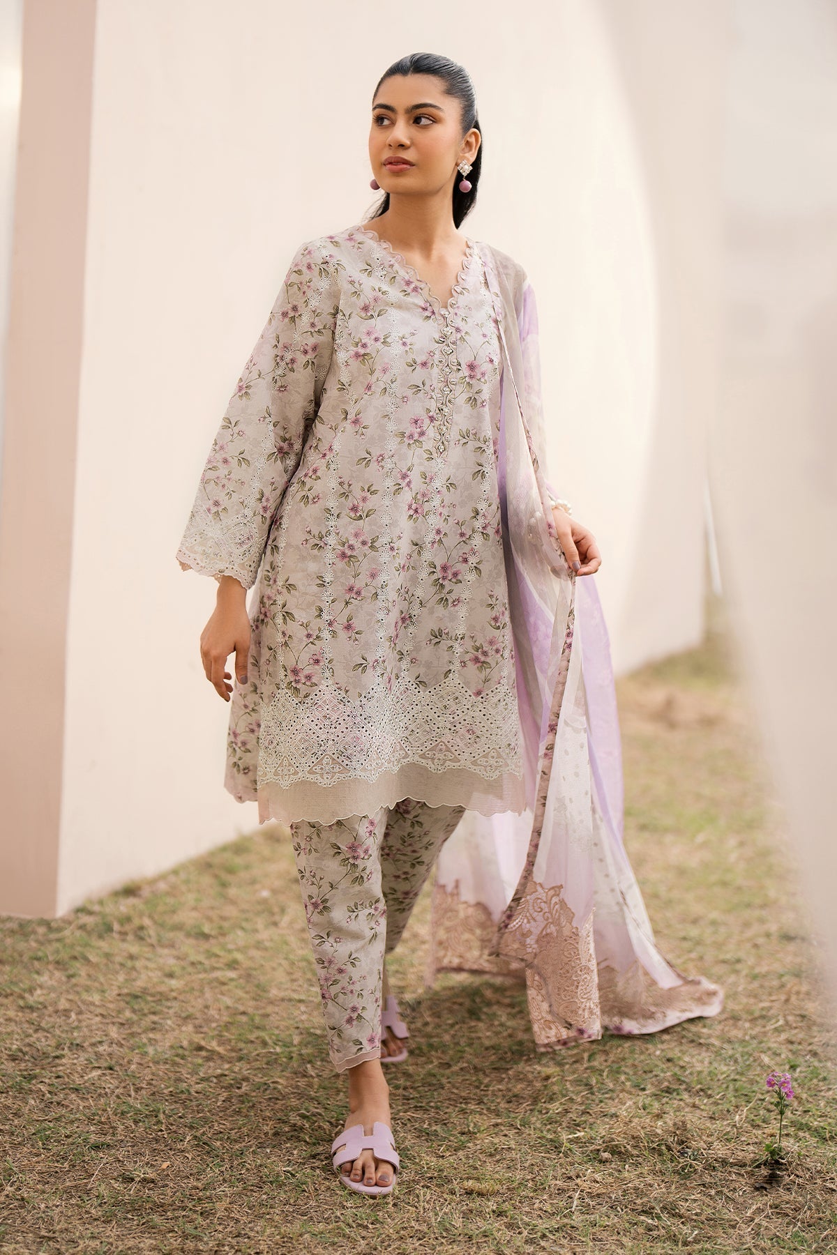 BAROQUE | EMBROIDERED PRINTED LAWN UF-610