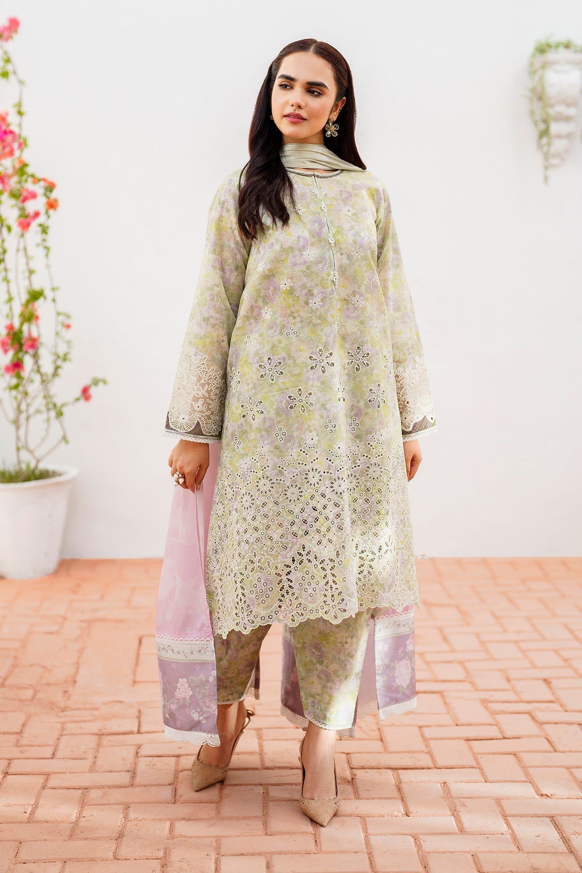 BAROQUE | EMBROIDERED PRINTED LAWN UF-634