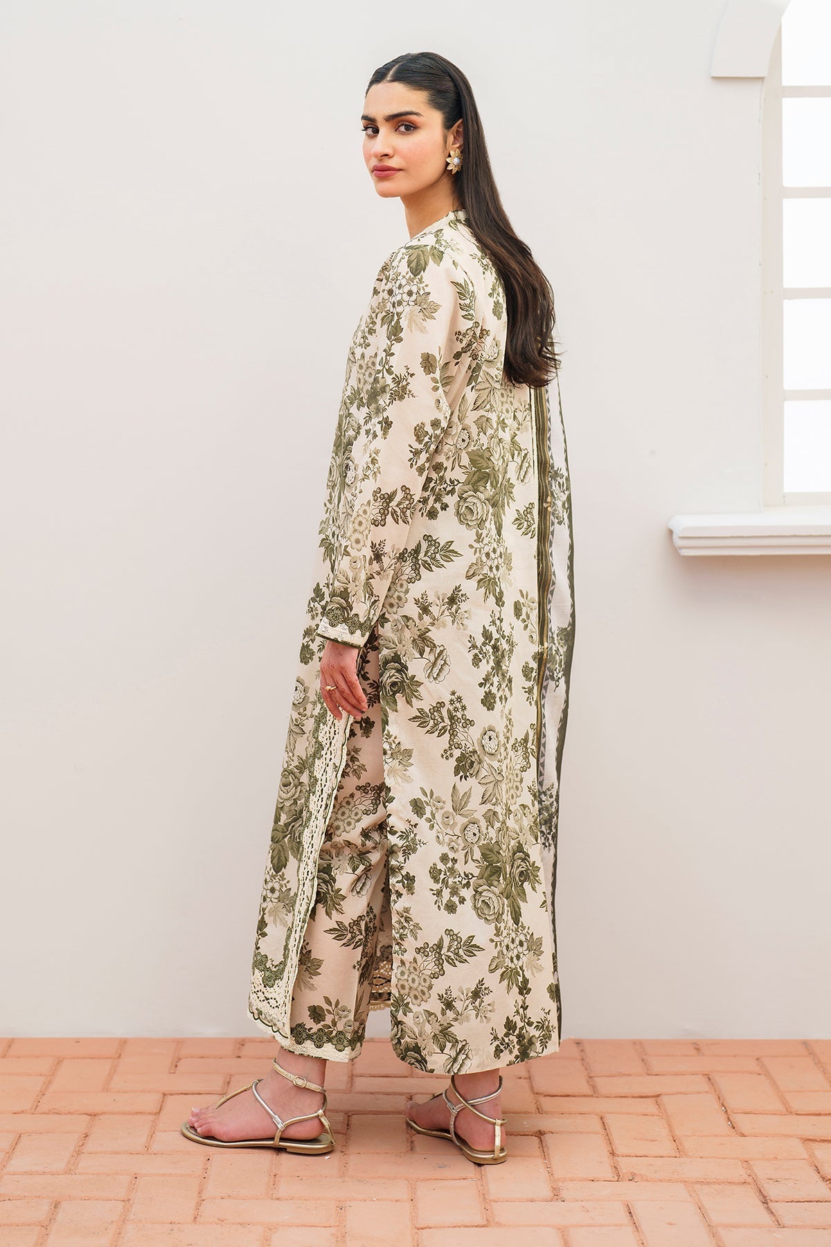 BAROQUE | EMBROIDERED PRINTED LAWN UF-636