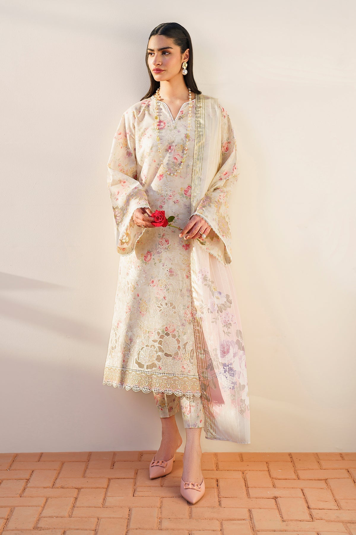 BAROQUE | EMBROIDERED PRINTED LAWN UF-639