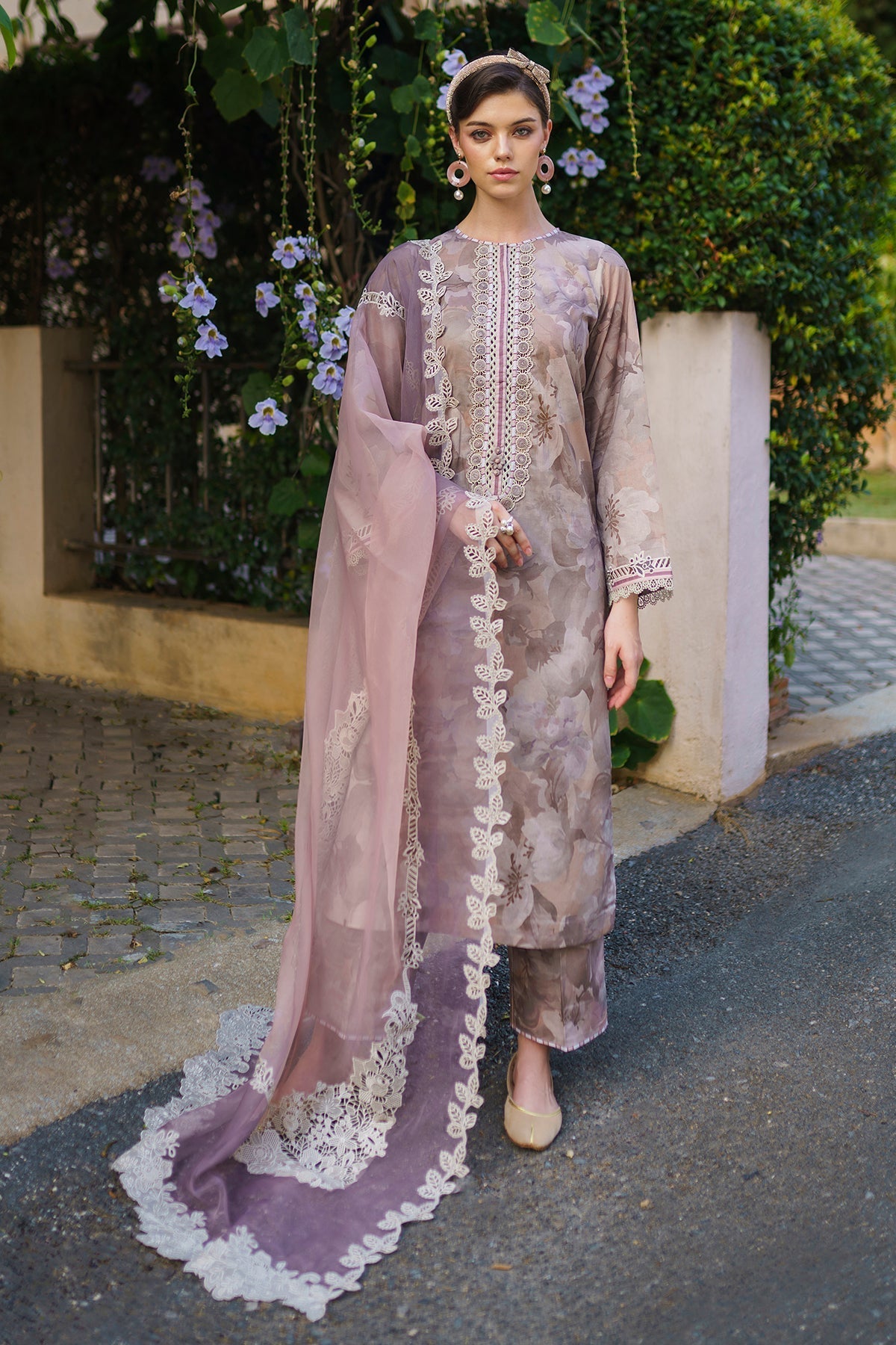 BAROQUE | EMBROIDERED PRINTED LAWN UF-586