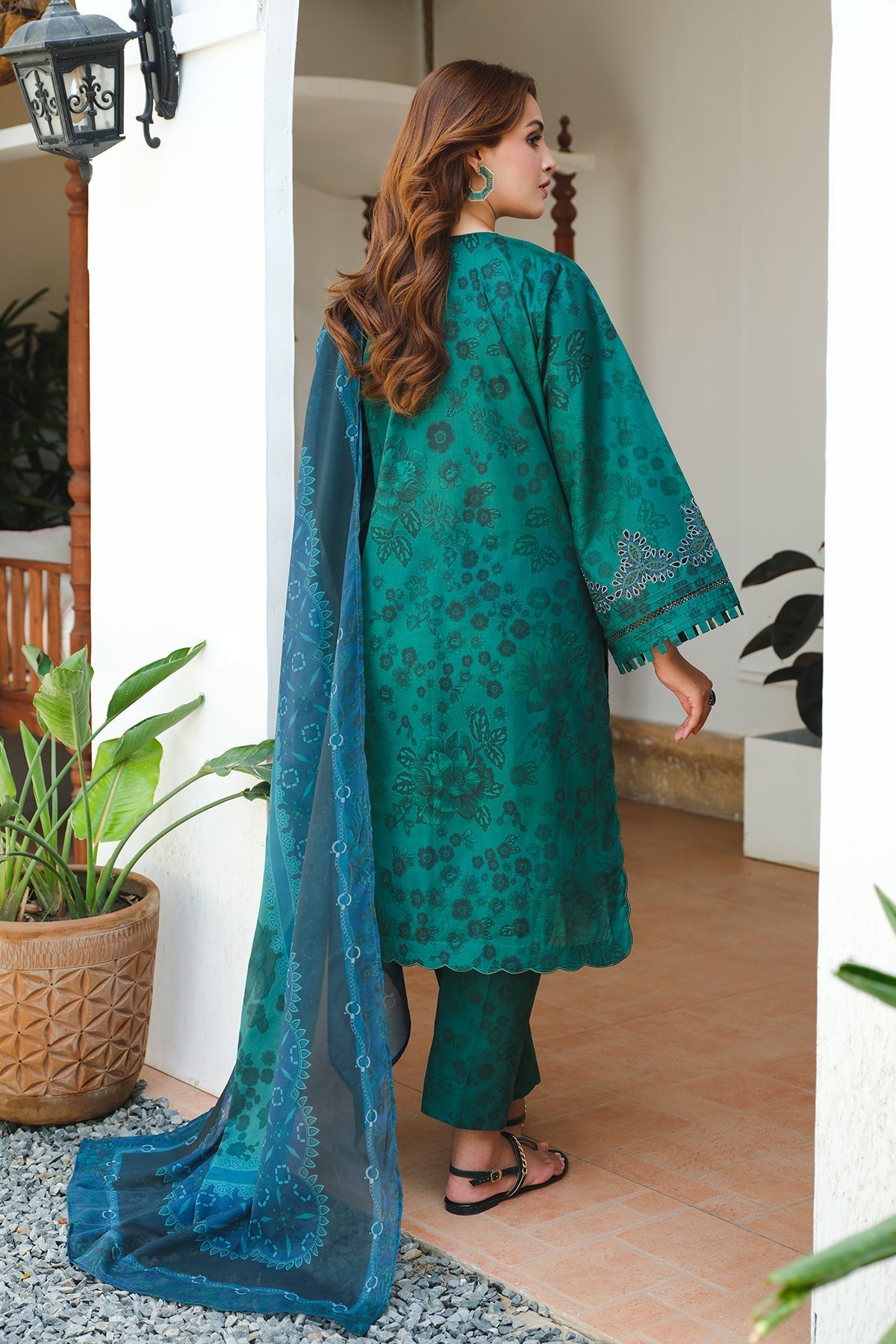 BAROQUE | EMBROIDERED PRINTED LAWN UF-646