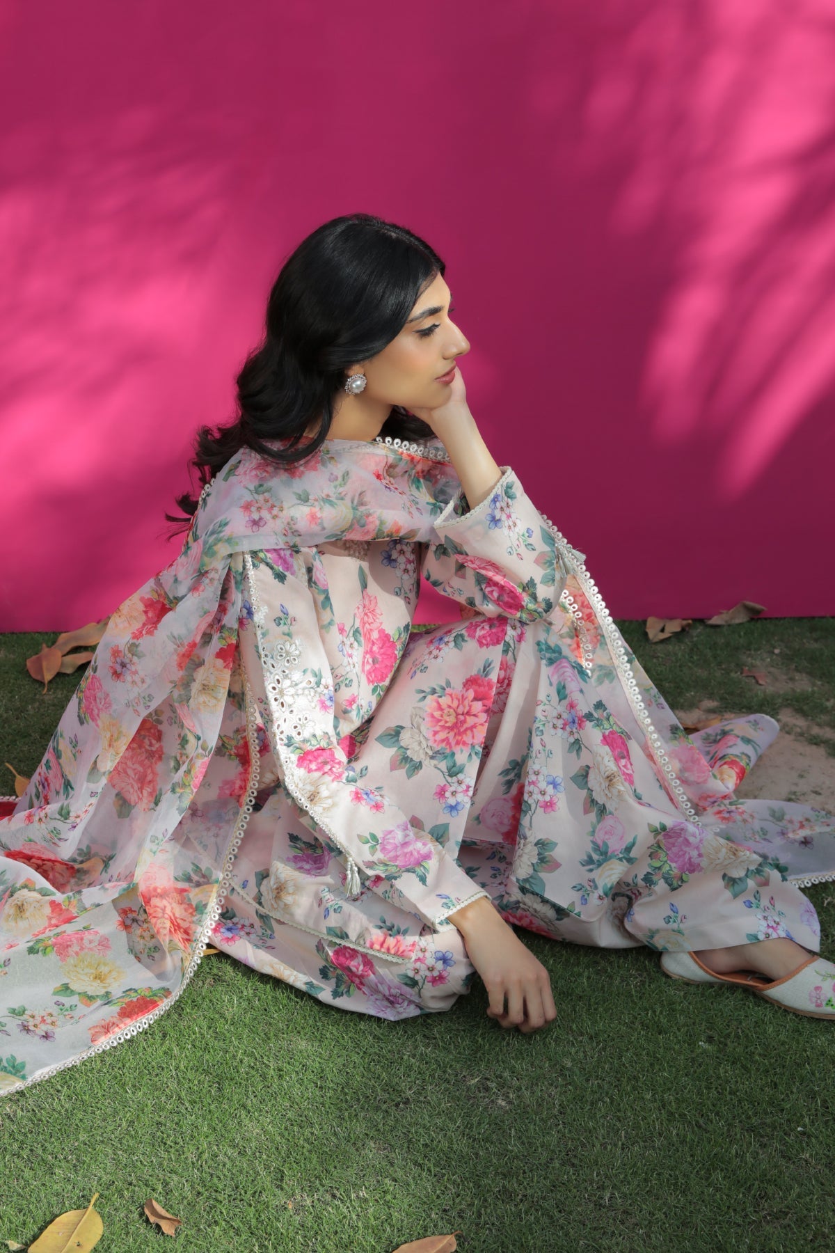 BAROQUE | EMBROIDERED LAWN UF-191