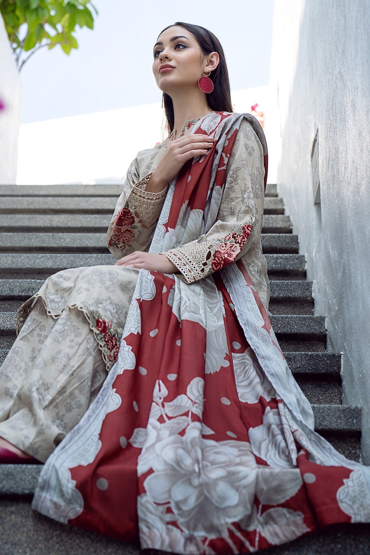 BAROQUE | EMBROIDERED PRINTED LAWN UF-549