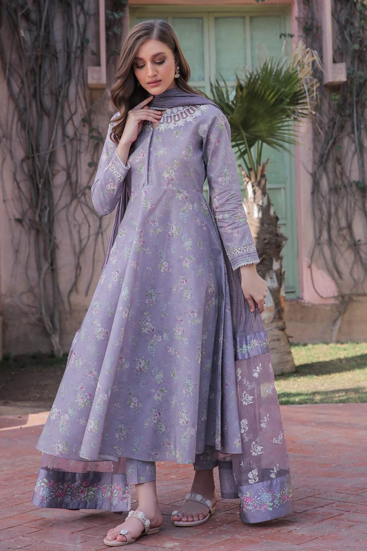 BAROQUE | EMBROIDERED LAWN UF-324