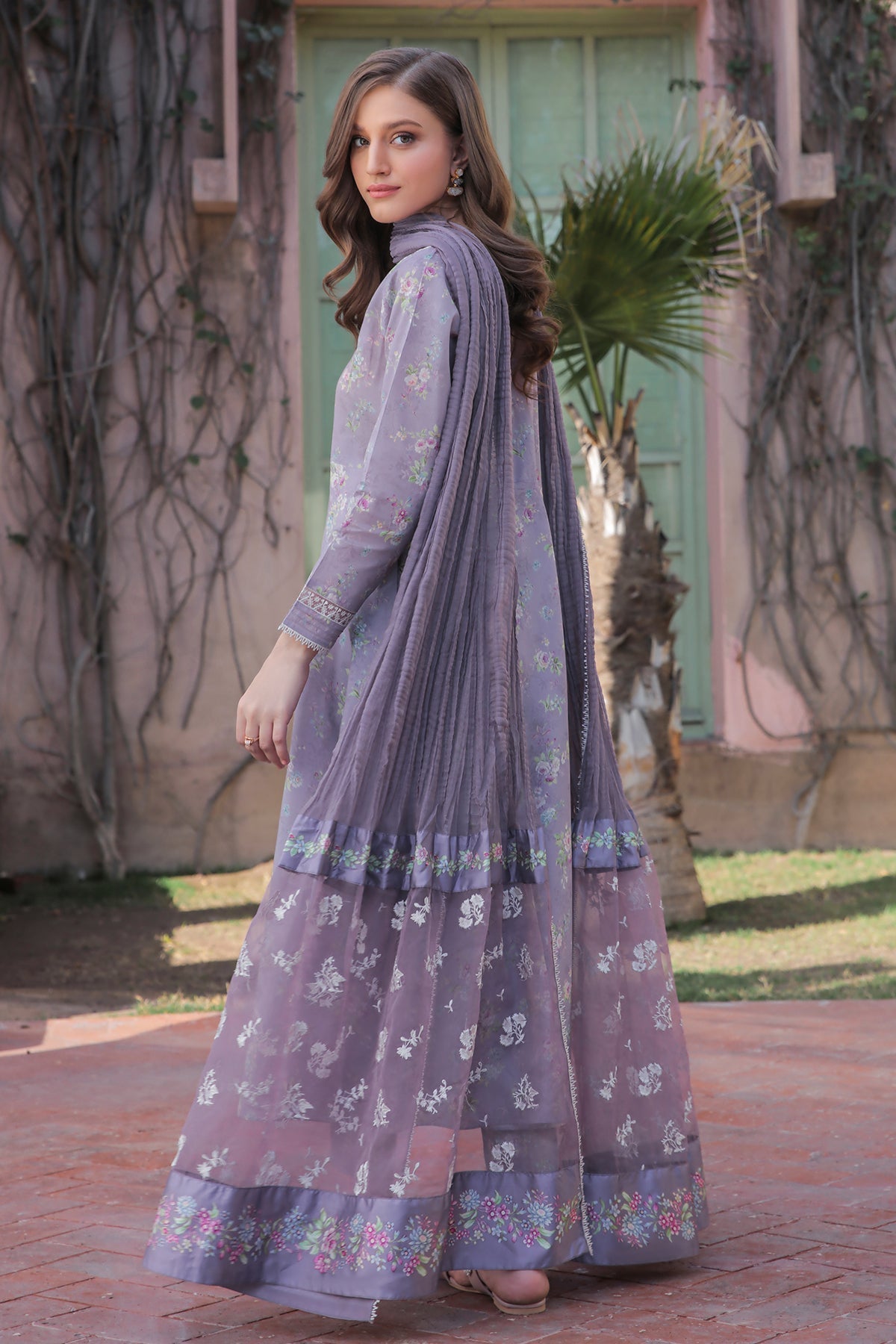 BAROQUE | EMBROIDERED LAWN UF-324