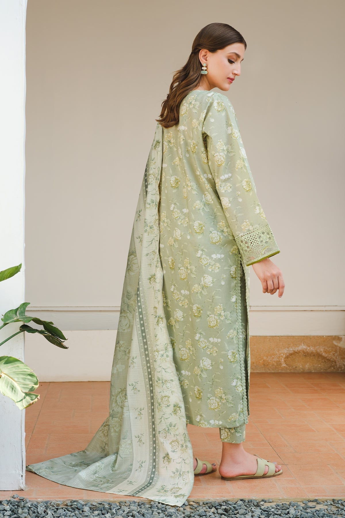 BAROQUE | EMBROIDERED  LAWN UF-654