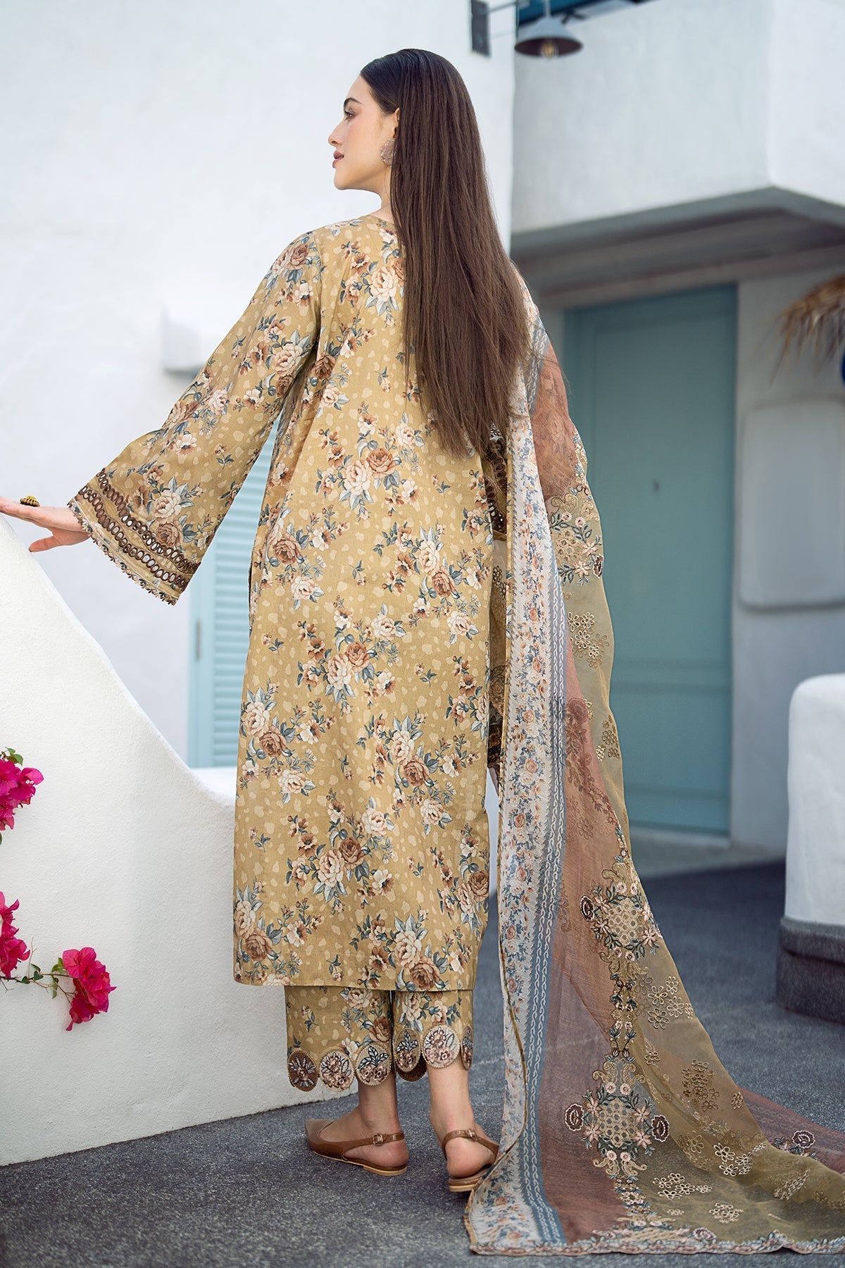 BAROQUE | EMBROIDERED PRINTED LAWN UF-553