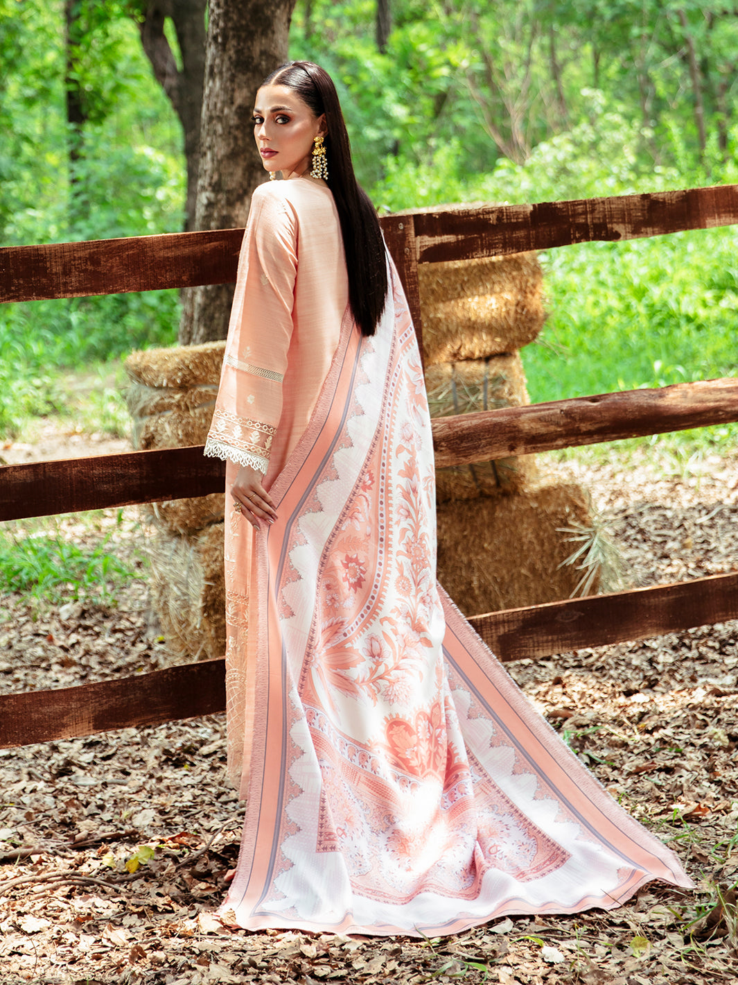 Mahnur | Hazel Winter Collection | Sophie