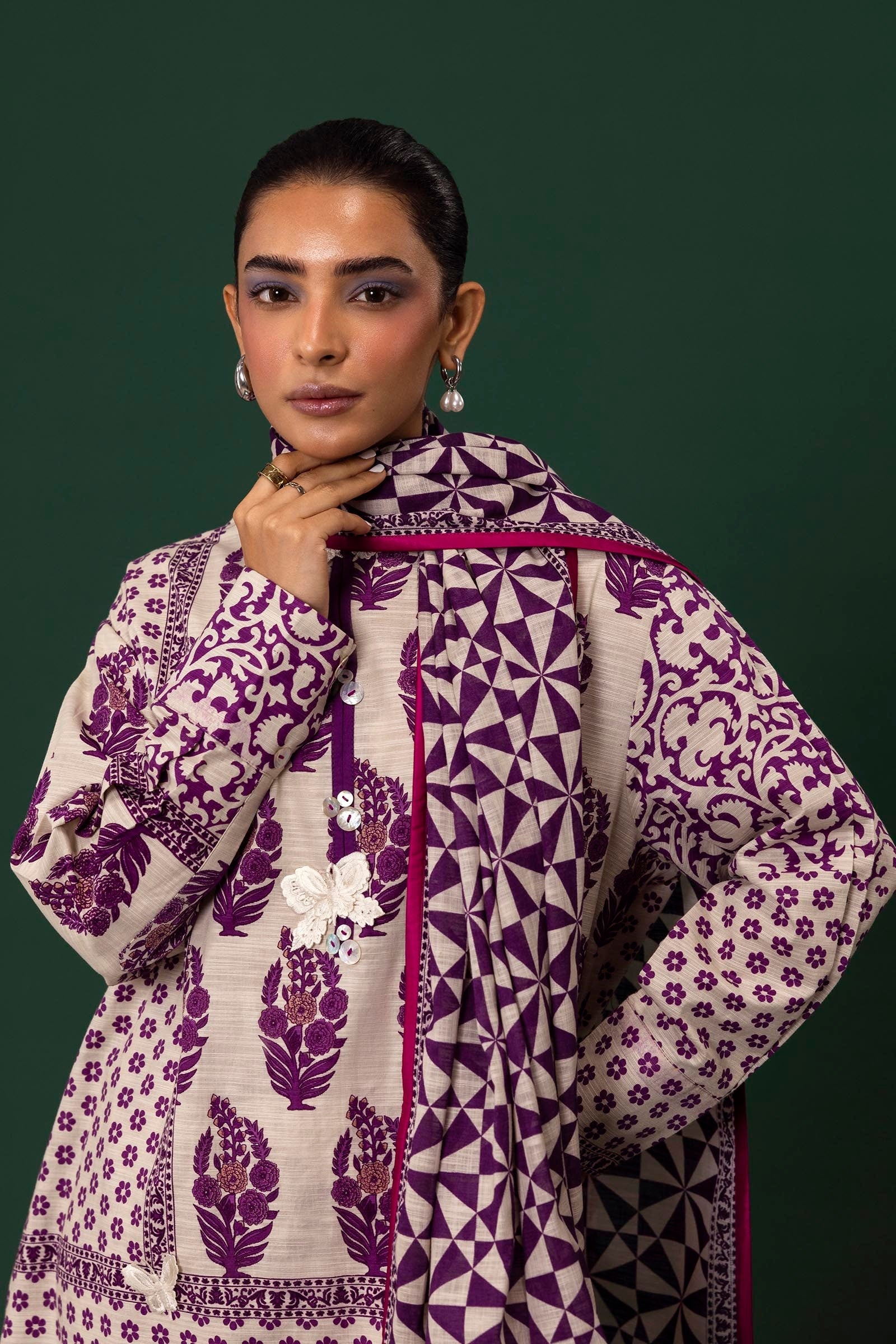 MAHAY BY SANA SAFINAZ | H243-009A-3CQ