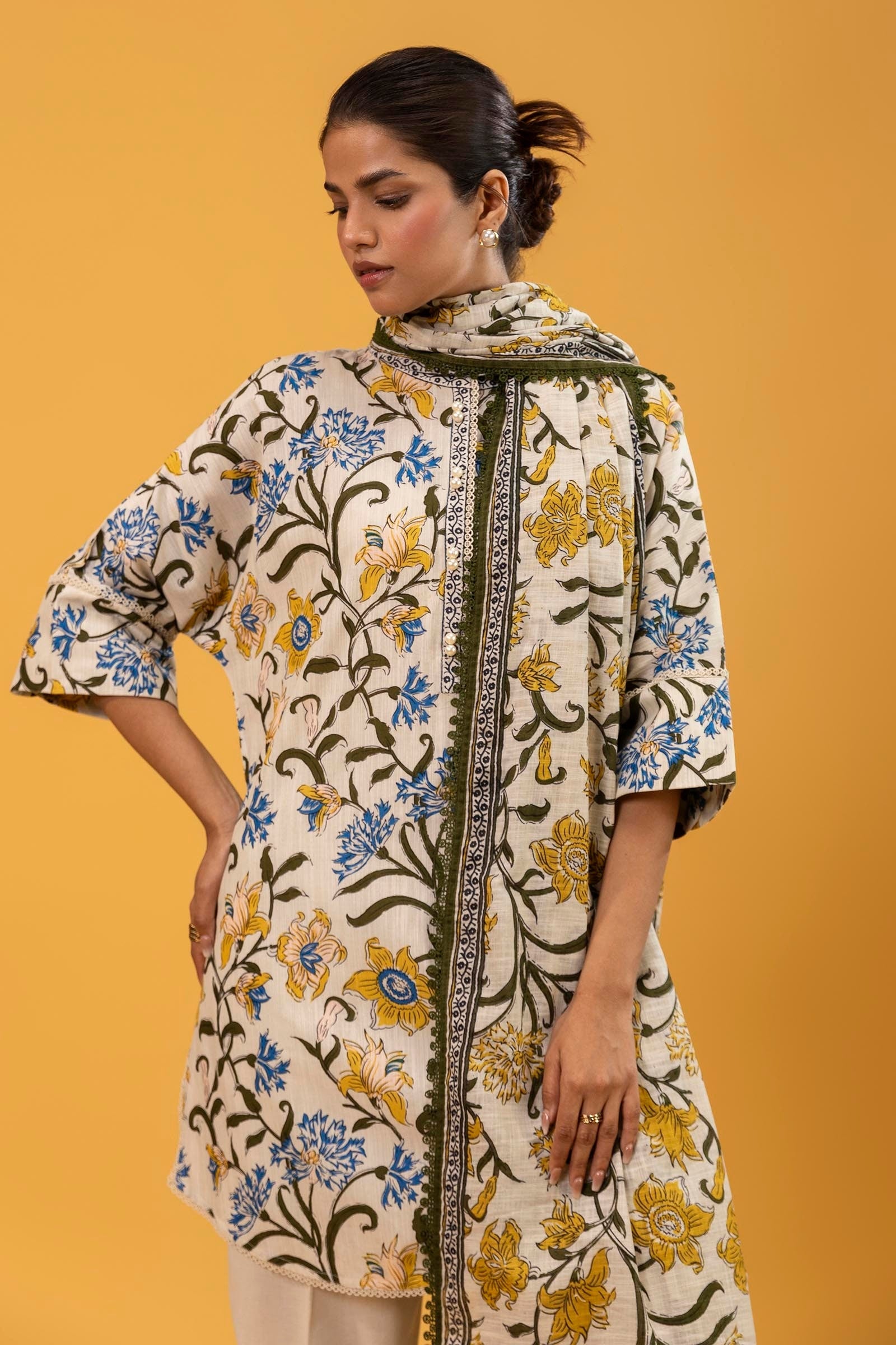 MAHAY BY SANA SAFINAZ | H243-017A-2Q